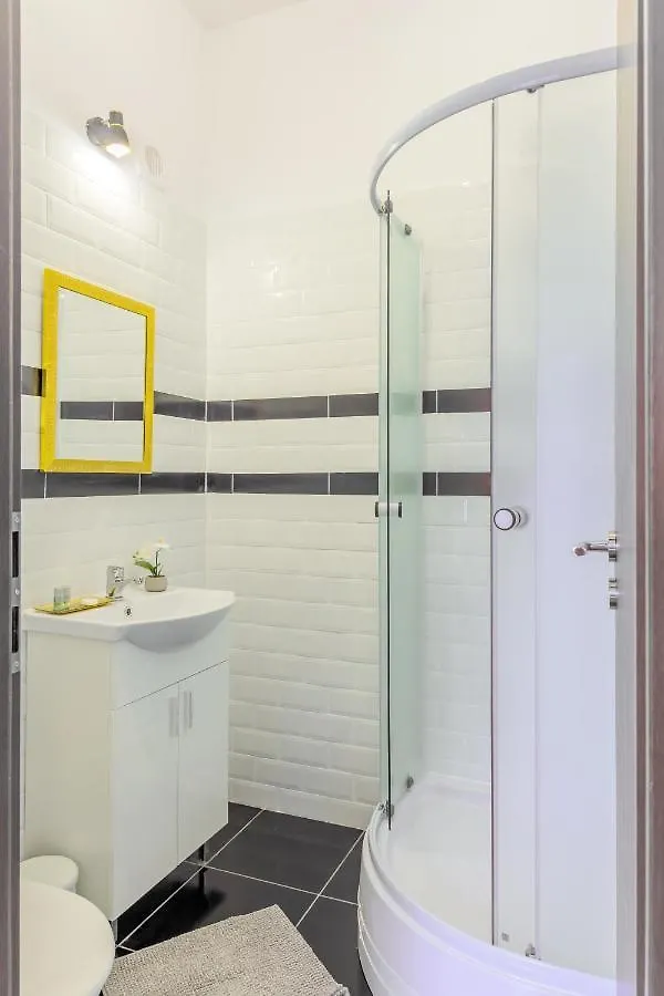 Aparthotel Chateau: Upscale Suites In Bucharest'S Historical Center!