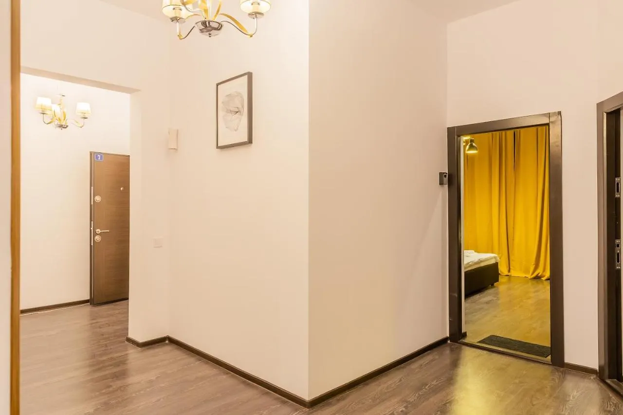 Chateau: Upscale Suites In Bucharest'S Historical Center! Aparthotel Boekarest